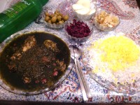 قورمه سبزی پلو ،نهار دور همی روز جمعه