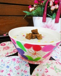 سوپ جو سفید شیر و خامه