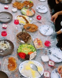 سفره شام مهمانی