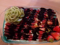 اینم دسر من برای عصرانه