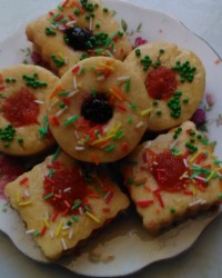 شیرینی مشهدی تقدیم به همه عزیزان