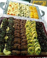 عکس دسته جمعی از شیرینی های عید