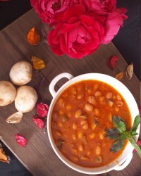 خوراک لوبیاچیتی باقارچ