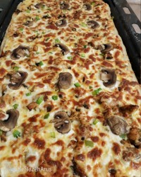 پیتزا مرغ با سس مخصوص