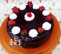 کیک شیفون با رویه گاناش