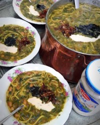 آش رشته افطاری