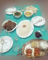 افطاری روز اول