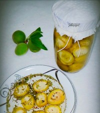 ترشی چغاله بادام