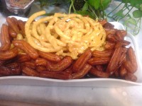 زولبیاوبامیه .باردوم بهتراز اولی هست ،ممنون از دستور خوبه مامان خونه