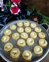 حلوای شیرعسلی