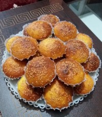 کیک یزدی با طعم هل وگلاب