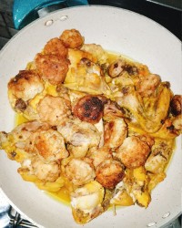 مرغ و قارچ سوخاری