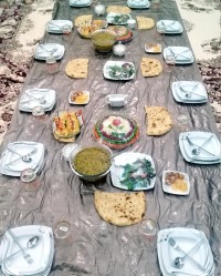 سفره افطاری ۱۷ رمضان