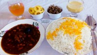سفره افطاری شب بیست ویکم ماه رمضان