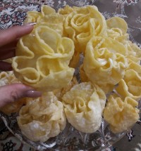 شیرینی شکوفه