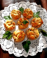 نان و پنیر سبزی افطاری