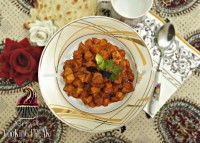 خوراک مرغ و سیب زمینی