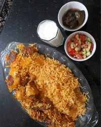 اینم یه استامبلی دستپخت ابجی تازه داره راه میوفته فک کنم