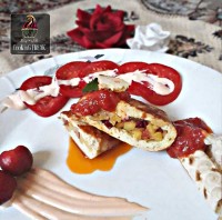 رولت مرغ با سس مخصوص گوجه