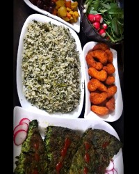 سبزی پلو با کوکوسبزی و میگو