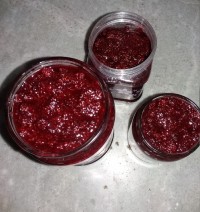 مربای تمشک جنگلی شمال