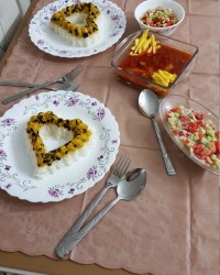 ناهارمنوهمسری قیمه باگوشت قلقلی