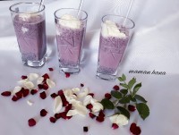 میلک شیک شاه توت