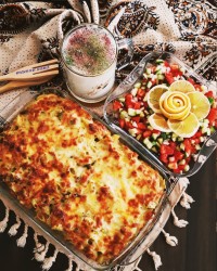 پاستستیو یه ماکارونی یونانی خوشمزه..