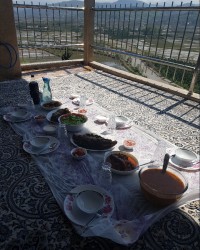 ناهار کنار خانواده?‍?‍?‍??