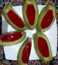 بفرمایید ژله طالبی .