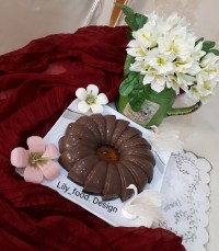 دسر موز و شکلات و قوها و گل شکلاتی