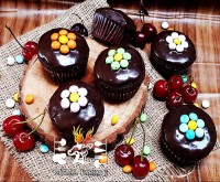 کاپ کیک شکلات وخامه