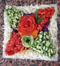 اینم سالاد برا ناهاره،چطور شده؟