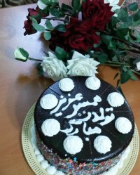 کیک با فیلینگ موز و گردو