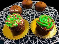 کاپ کیک شکلاتی با روکش شکلات رنگی
