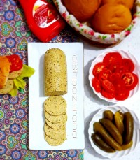 کالباس مُرغ و قارچ خانگی
