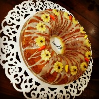 کیک موز باشکلات شیری وآش رشته برای تولدامام رضا