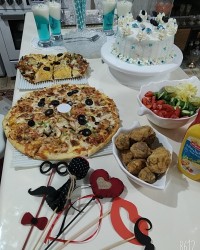 میز تولد همسر جان