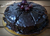 کیک سیاه جادویی