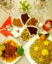 شوید پلو با خوراک گوشت