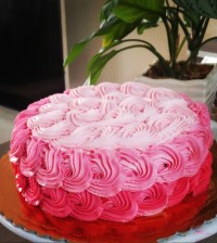 کیک خامه ای روز دختر