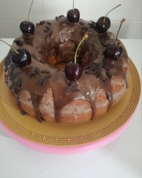 کیک گیلاس باروکش گاناش