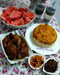 مرغ ترش مازندرانی