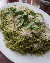 اسپاگتی با سس پستو