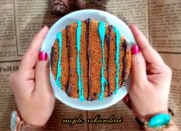 کیک بیسکوئیت