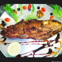 ماهی سفید کبابی با سس انار