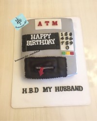 کیک سورپرایز کیک پول