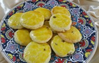 کلوچه کشمشی زعفرانی بدون فر