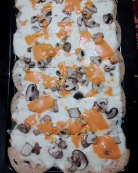 ژامبون قارچ و پنیر