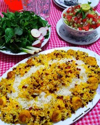 زرشک پلو ومرغ حلزونی